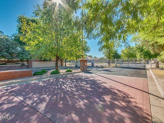 Welcome to Sunny Mesa! A gated custom home community!