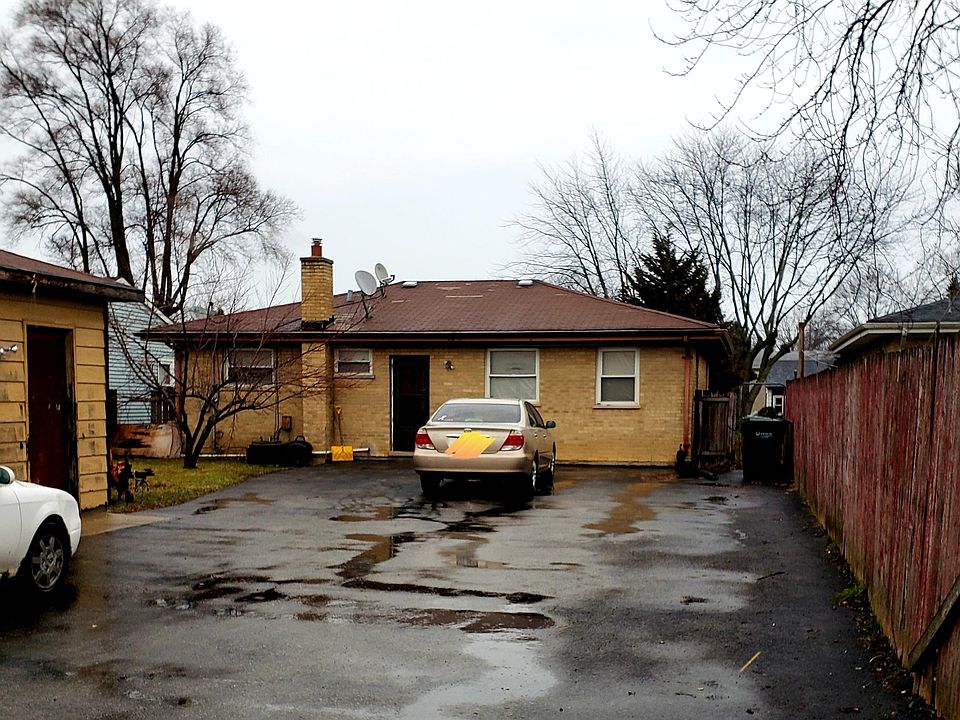 2nd image of 1316 Lorraine Pl
