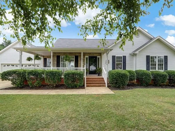 5416 Bryants Way Dr, Mc Leansville, NC 27301
