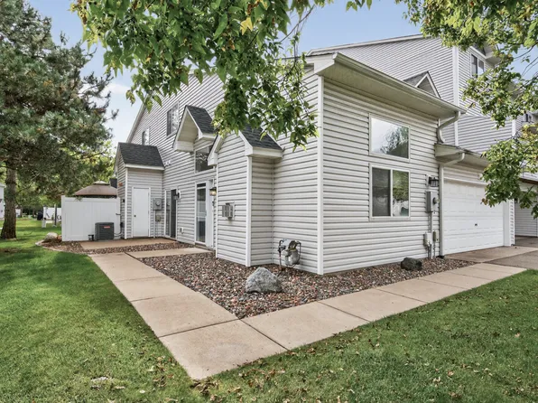 1054 109th Ln NW, Coon Rapids, MN 55433