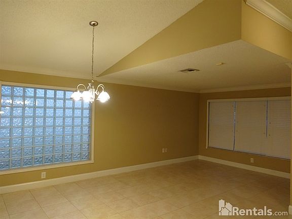 5th image of 17484 Sw 29 Lane