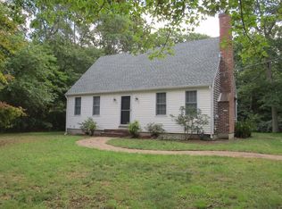 72 Mockingbird Ln, Marstons Mills, MA 02648