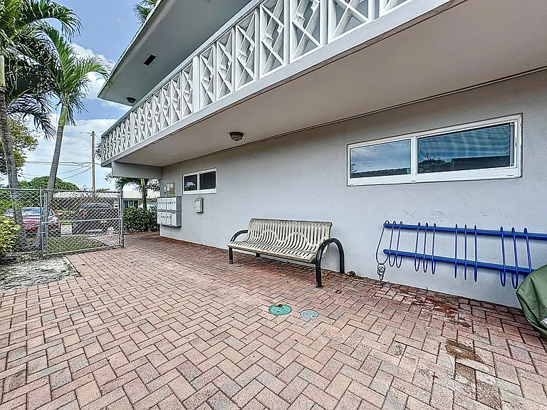 Chelsea Manor Apartments — Photo 14