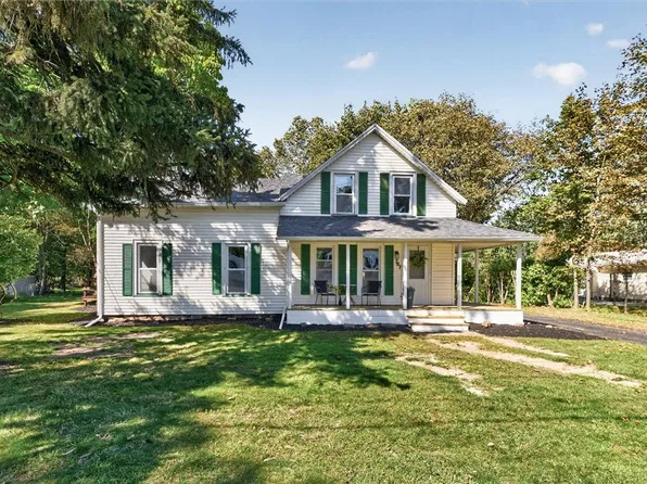 787 Dewitt Rd, Webster, NY 14580