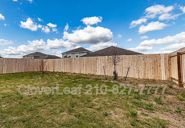7415 Corral Smt — Photo 29