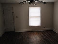 3rd image of 114 Fann Ct