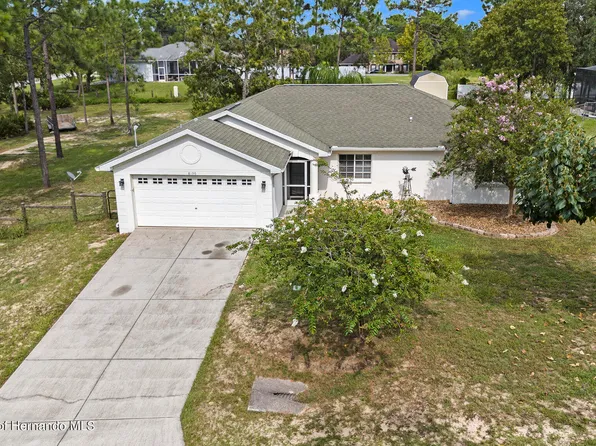 8190 Christopher Ln, Weeki Wachee, FL 34613