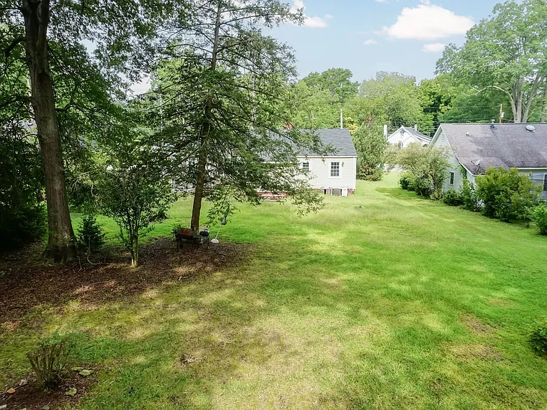 405 Forest Hill Ave — Photo 5
