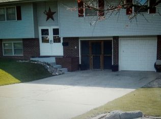 2461 S 34th St, Decatur, IL 62521