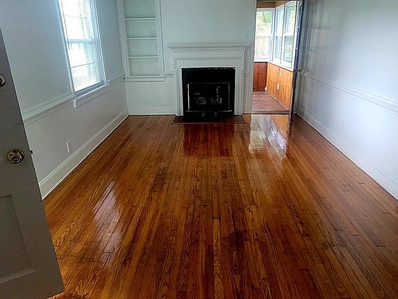 2nd image of 2406 National St
