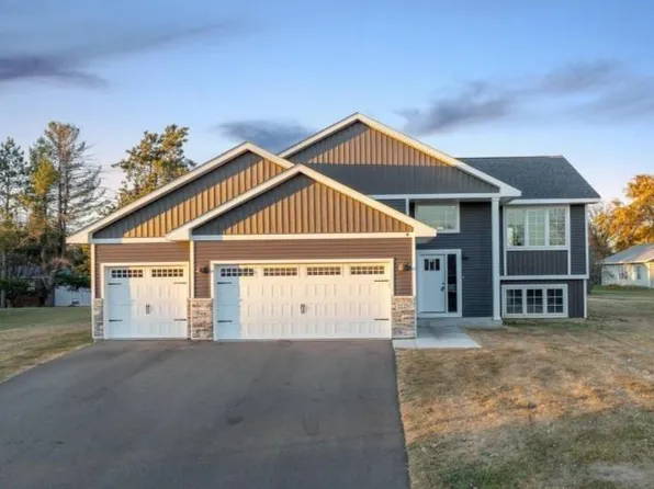 1225 Pinewood Trl, New Richmond, WI 54017