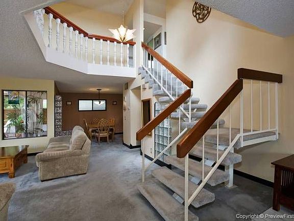 Entry way