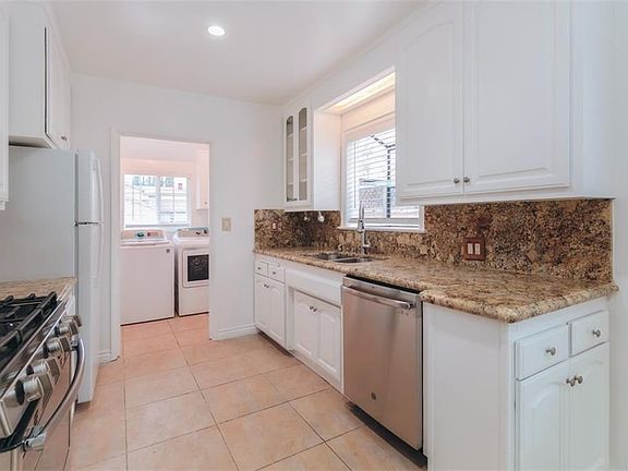 4th image of 6134 Shadyglade Ave