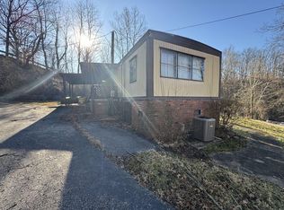 30 Carolyn Dr, Dunbar, WV