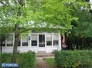 629 Edison Ave, Philadelphia, PA 19116