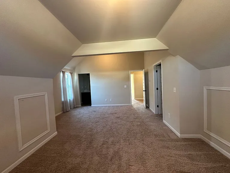 549 W Holloway Dr — Photo 29