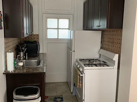 5th image of 1363 W Estes Ave #T