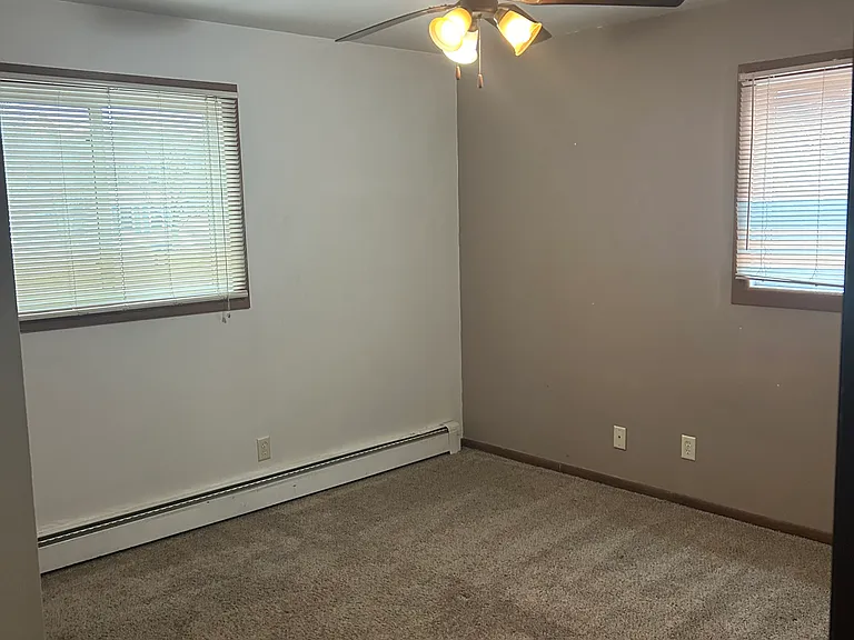 224227 Lakeshore Dr — Photo 7