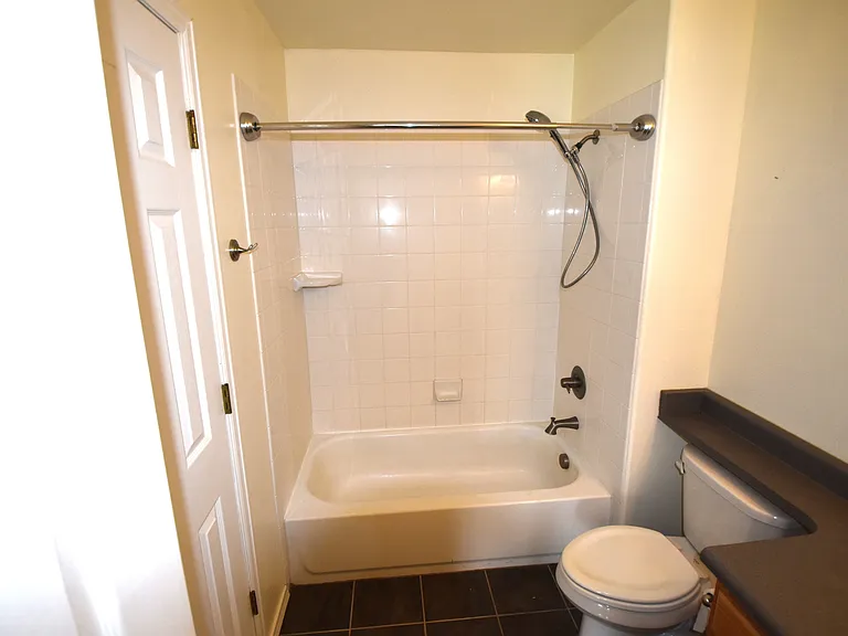 104 Vale St — Photo 29