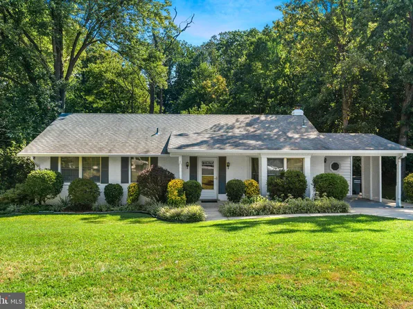 4721 Pickett Rd, Fairfax, VA 22032