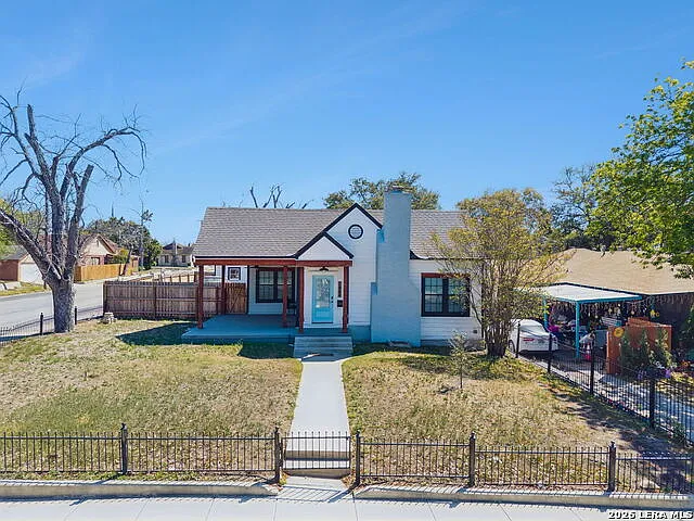 1444 McKinley Ave — Photo 3