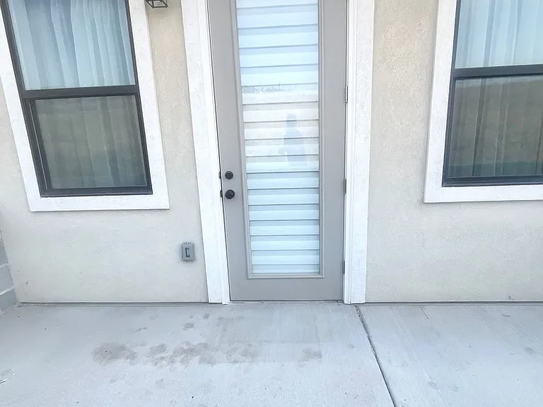 754 W Blue Magic Ln #101 — Photo 15