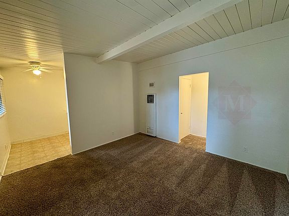 4th image of 627 De La Vina St APT 7