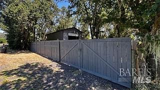3rd image of 13885 Mountain House Road