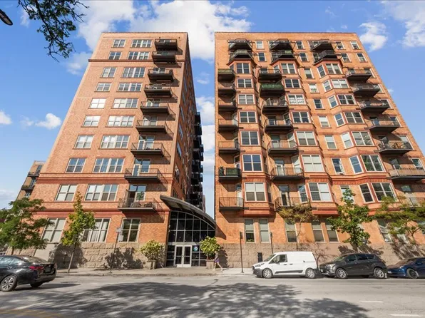 500 S Clinton St APT 131, Chicago, IL 60607