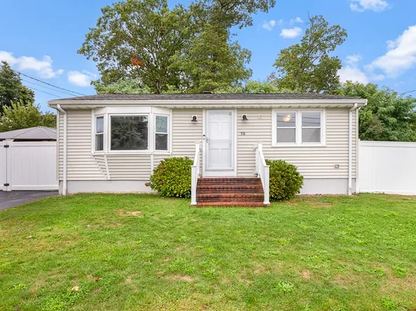 98 Seabury St, New Bedford, MA 02745