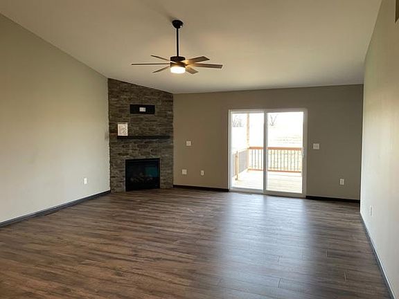 PHOTO OF A SIMILAR PROPERTY. FINISHES AND DESIGN WILL VARY.