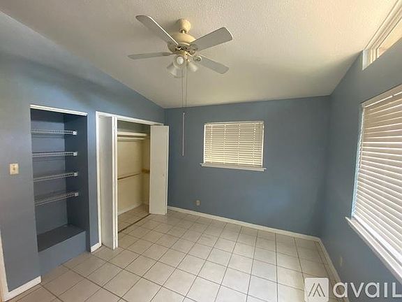 5th image of 3216 Urban Crest Dr