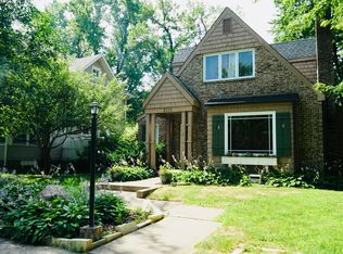 2118 Saint Anthony Ave, Saint Paul, MN 55104