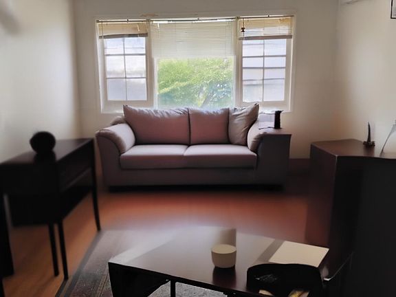 2nd image of 4006 N Woodburn St APT 4