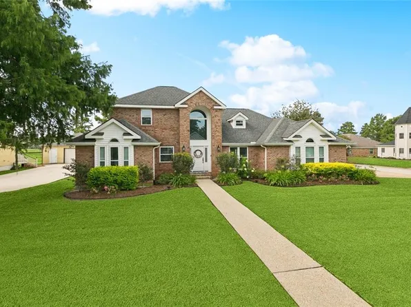 9 Asphodel Dr, Destrehan, LA 70047