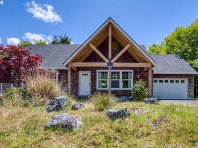 1430 N Cedar Creek Cir, Rockaway Beach, OR, 97136