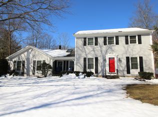 1 Clippership Ln, Waterford, NY 12188