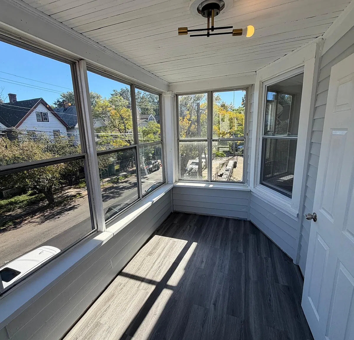 3 bed, 2250 sqft, $2,250 — Photo 1