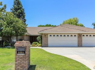 5005 Panorama Dr, Bakersfield, CA 93306