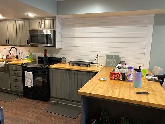 Bar seating in kitchen