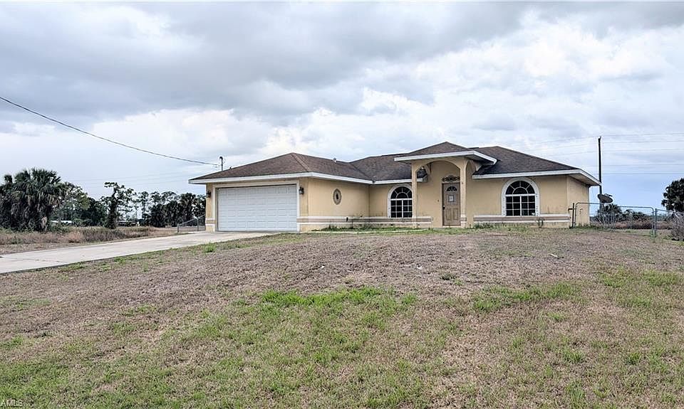 1st image of 3017 S Balsam CIR