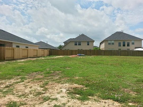 2nd image of 24622 Lakecrest Creek Dr
