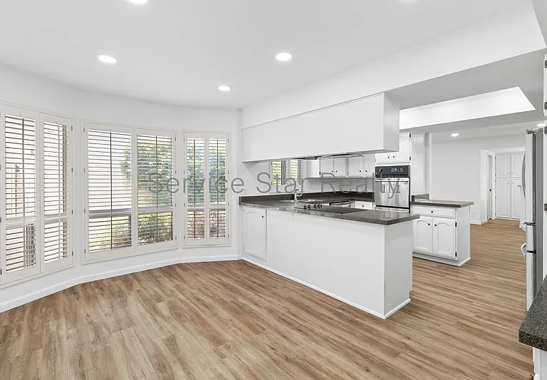 7320 E Rose Ln — Photo 8