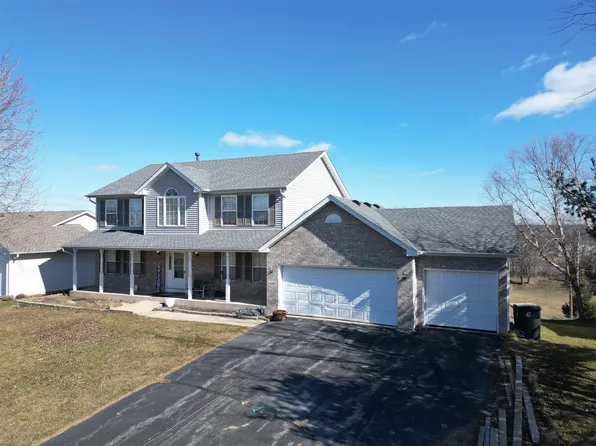 10365 Lismore Rd, Roscoe, IL 61073