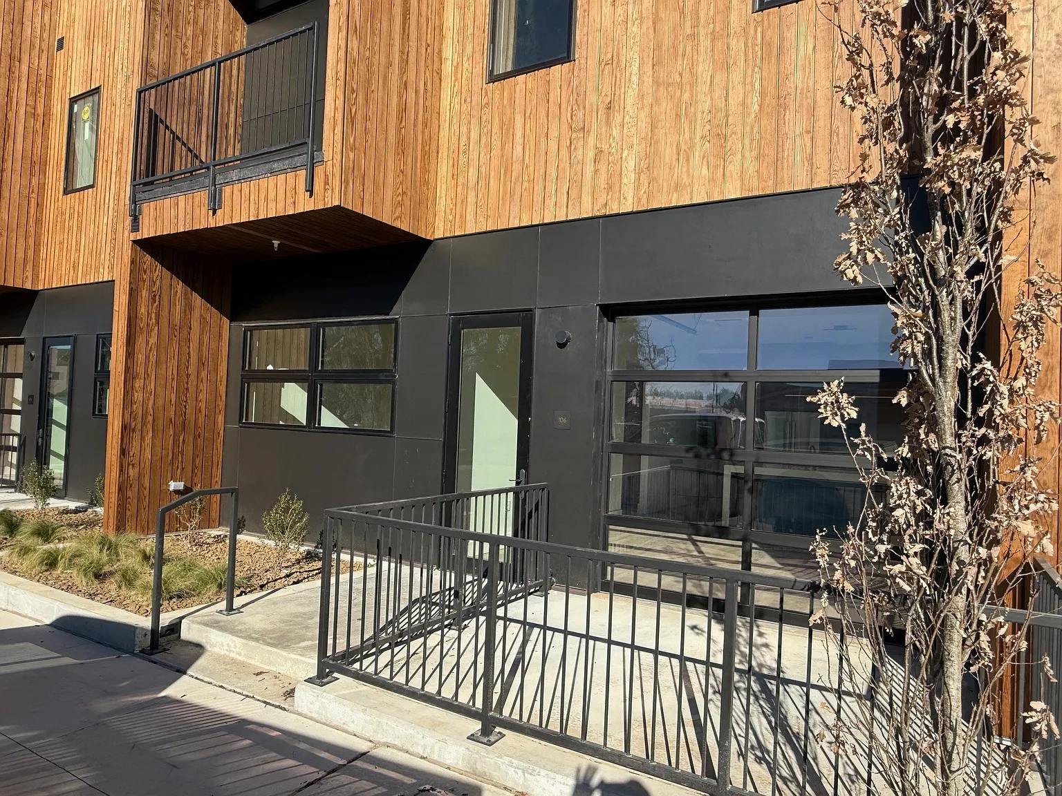 1 bed, 841 sqft, $2,500 — Photo 4