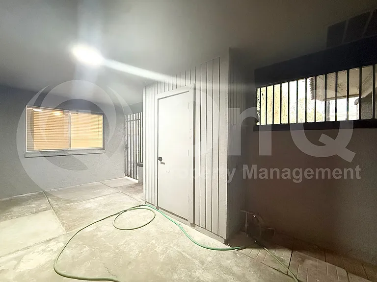 9015 W Elm St #7 — Photo 18