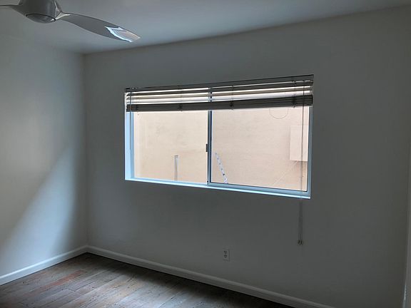 3rd image of 817 11th St #3
