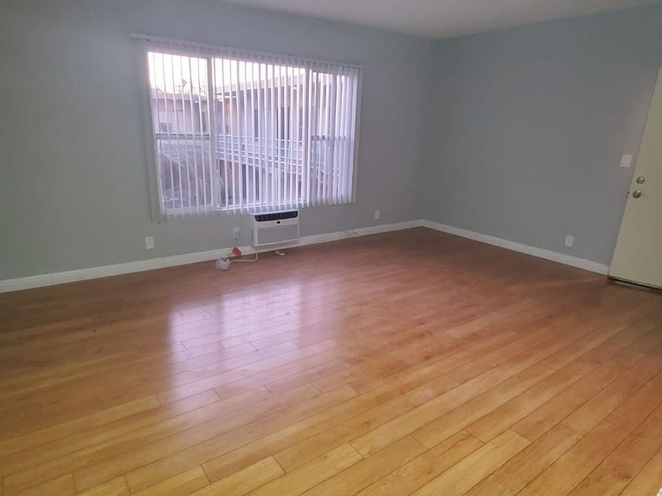 1st image of 6033 Hazelhurst Pl #23