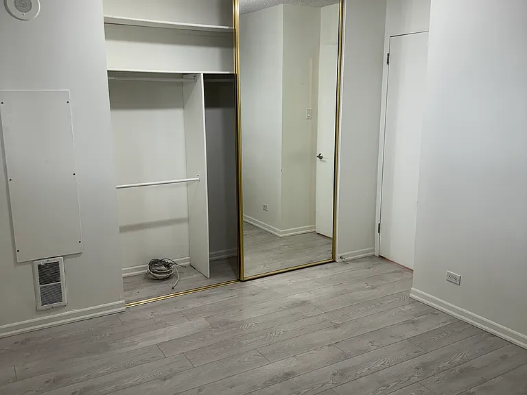 55 Nassau St N #4 — Photo 13