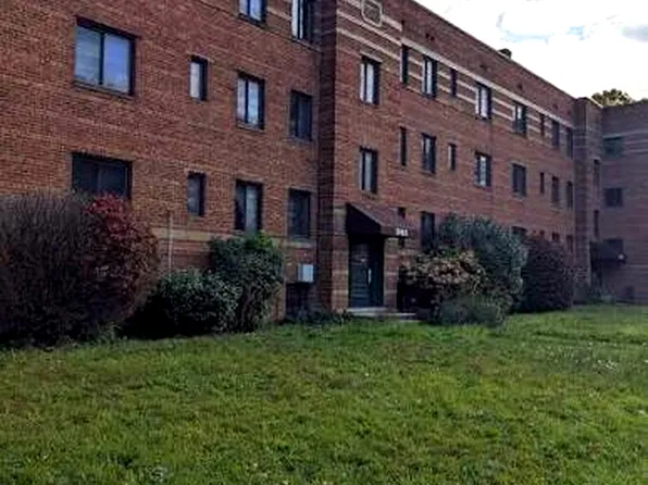 Noble Place, 2461 Noble Rd #195f53c20, Cleveland, OH 44121
